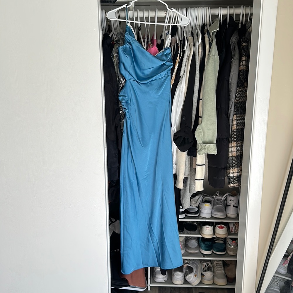 helloMolly best dressed guess satin dress * brand new*